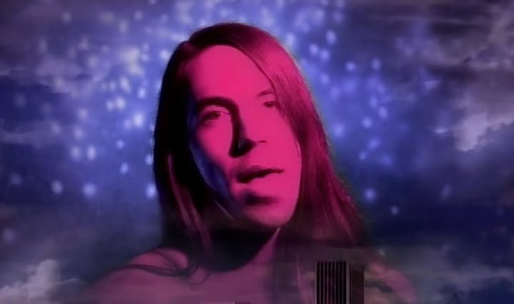 Under-the-Bridge-hit-completa-30-anos-de-lancamento-nesta-quinta-10