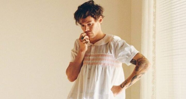 Pop-de-qualidade-Harry-Styles-lanca-novo-album-Harrys-House-1024x384