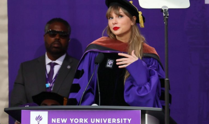 Taylor-Swift-se-torna-doutora-em-Belas-Artes-pela-Universidade-de-Nova-York