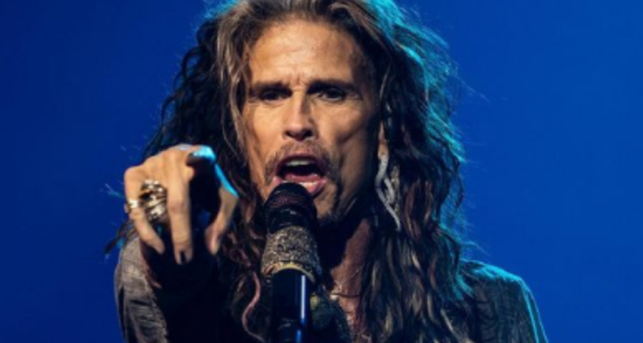 Vocalista-do-Aerosmith-Steven-Tyler-e-internado-em-clinica-de-reabilitacao-1024x384