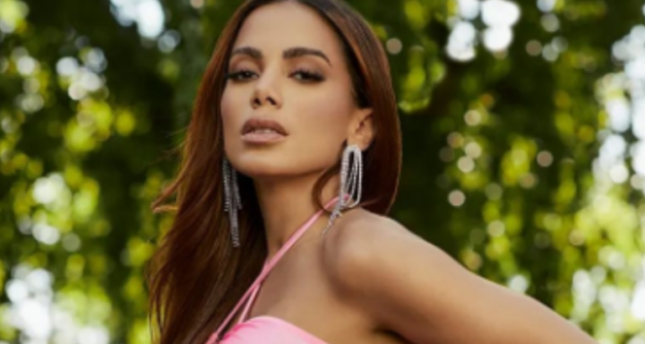 Marqueteira-assumida-Anitta-anuncia-lancamento-de-perfume-para-as-regioes-intimas-1024x384