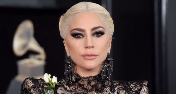 Lady-GaGa-bate-recorde-de-publico-e-chora-maior-multidao-que-ja-comprou-ingresso-para-me-ver-1024x384