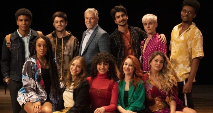 Liberada-previa-da-serie-musical-O-Coro-Sucesso-Aqui-Vou-Eu-1024x384
