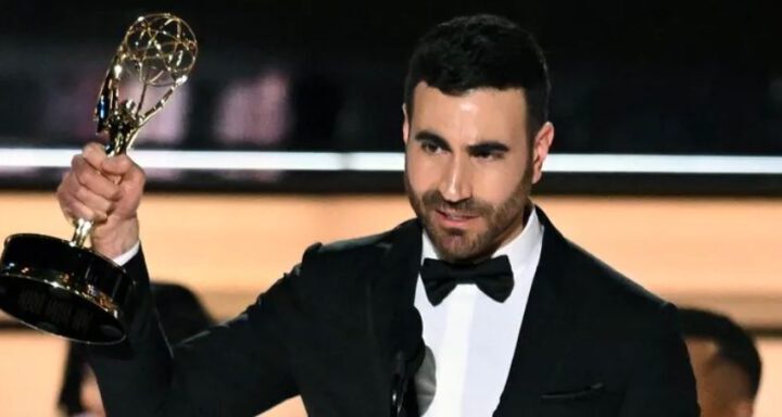 Minisserie-The-White-Lotus-e-série-Ted-Lasso-sao-os-destaques-do-Emmy-Awards-2022-1024x384