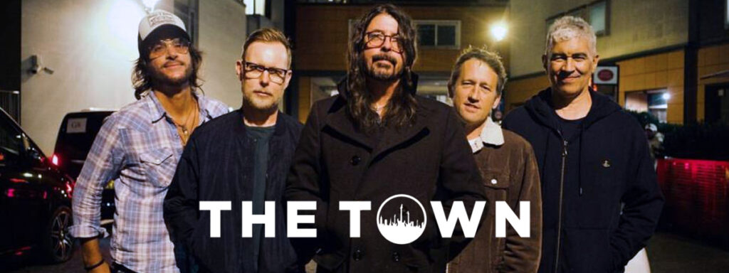 foo-fighters-the-town-1024x384