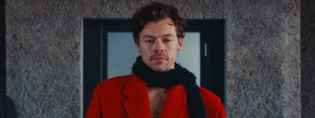 harry-styles-divulga-clipe-de-satellite-sobre-robô-apaixonado-1024x384